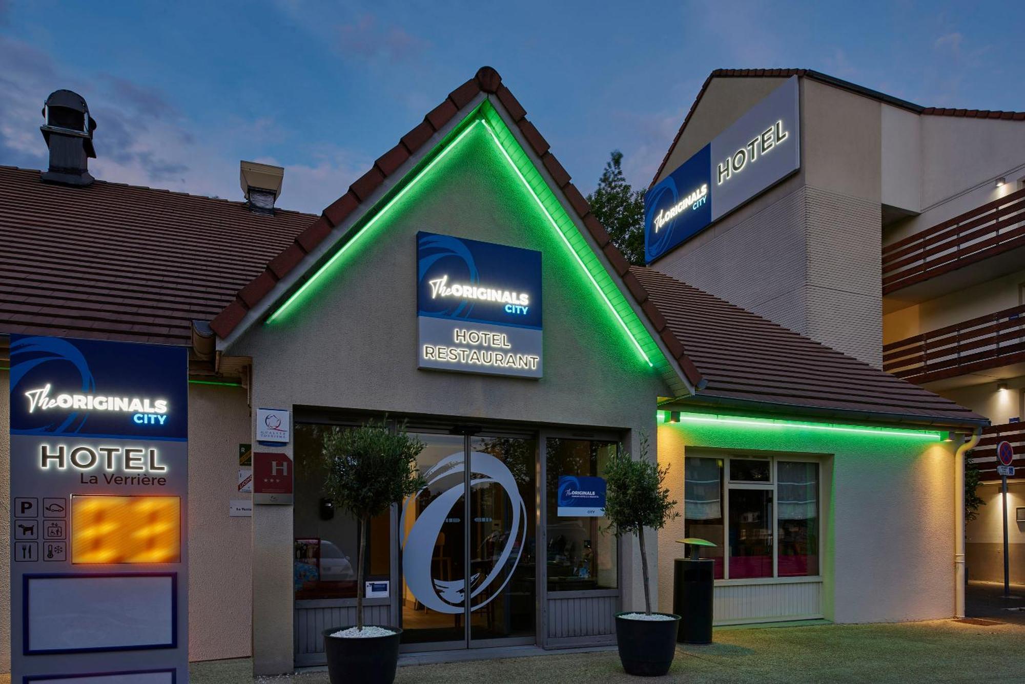 The Originals City Hotel La Verriere-Yvelines Exteriér fotografie